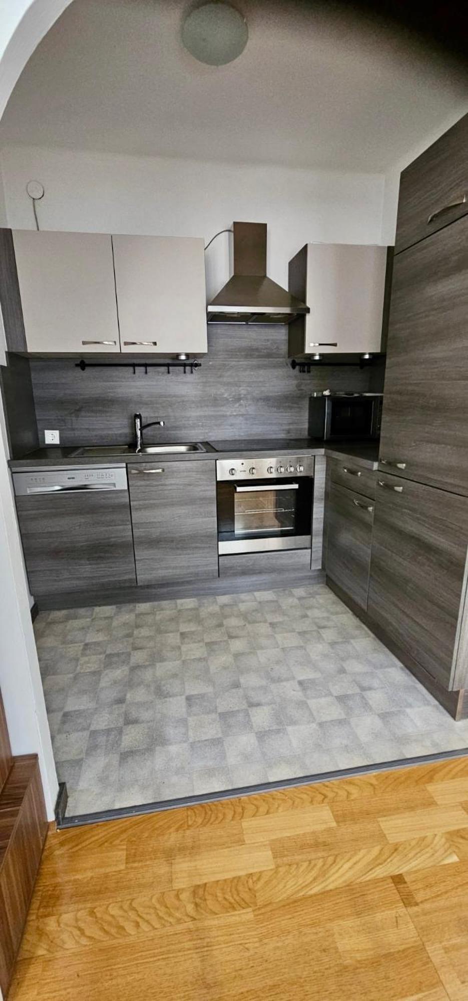 Kb Apartment #2 Zeltweg Ngoại thất bức ảnh